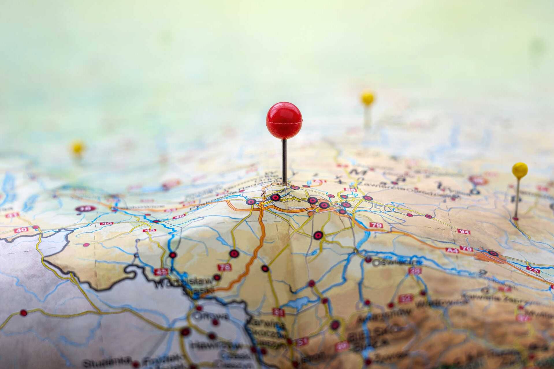 travel seo tips guide - featured map image