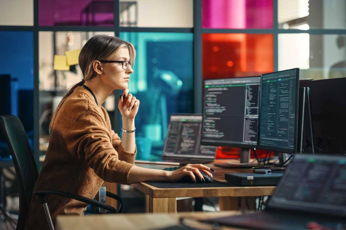 fintech SEO agency worker performing a technical SEO activity